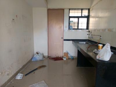 Kitchen Image of 1000 Sq.ft 2 BHK Apartment / Flat for sale in Magarpatta Iris, Magarpatta City Pune for Rs. 12000000