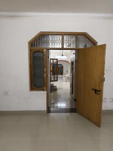 Bedroom Image of 1800 Sq.ft 3 BHK Builder Floor for rent in Indira Nagar Lucknow for Rs. 25000