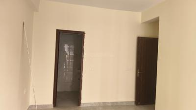 Bedroom Image of 1380 Sq.ft 3 BHK Apartment / Flat for sale in Panchsheel Wellington, Crossings Republik Ghaziabad for Rs. 19000000