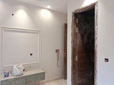 Bedroom Image of 1000 Sq.ft 3 BHK Builder Floor for sale in Paschim Vihar New Delhi for Rs. 20000000