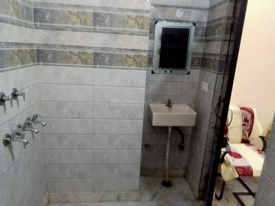 Image of 700 Sq.ft 2 BHK Builder Floor for rent in Paschim Vihar, New Delhi for Rs. 24000