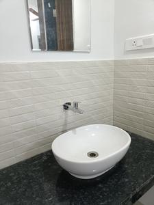 Bathroom Image of 1400 Sq.ft 3 BHK Apartment / Flat for rent in Rohan Nilay, Aundh Pune for Rs. 45000