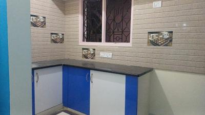 Kitchen Image of 400 Sq.ft 1 BHK Independent House for rent in Halasuru Bengaluru for Rs. 22000