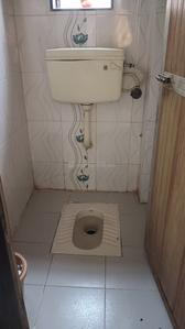 Bathroom Image of 380 Sq.ft 1 RK Apartment / Flat for rent in Kalwa Thane for Rs. 10500