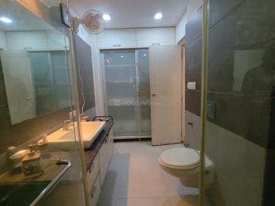 Bathroom Image of 3850 Sq.ft 4 BHK Apartment / Flat for sale in Ambawadi Ahmedabad for Rs. 32000000