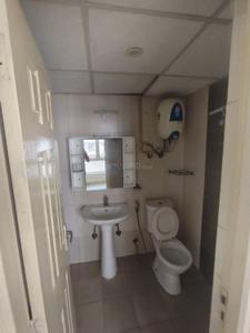 Bathroom Image of 1505 Sq.ft 3 BHK Apartment / Flat for rent in Supertech Cape Town, Sector 74 Noida for Rs. 32000