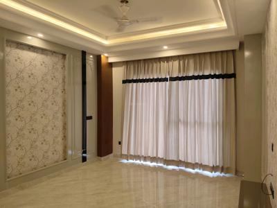 Living Room Image of 3150 Sq.ft 4 BHK Builder Floor for sale in Ansal Versalia, Sector 67 Gurgaon for Rs. 37500000