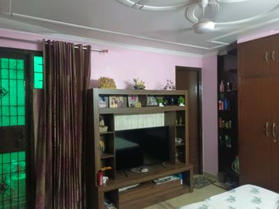 Bedroom Image of 1800 Sq.ft 3 BHK Builder Floor for sale in Mahavir Enclave New Delhi for Rs. 14000000