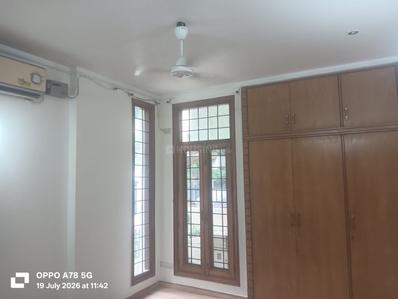 Bedroom Image of 1800 Sq.ft 3 BHK Builder Floor for sale in Anand Niketan New Delhi for Rs. 70000000