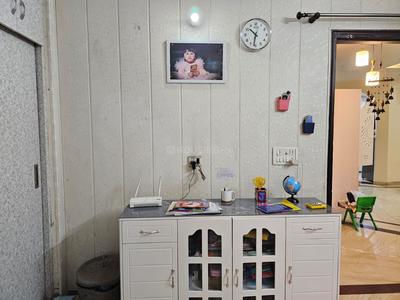 Bedroom Image of 1200 Sq.ft 3 BHK Builder Floor for sale in Ramesh Nagar New Delhi for Rs. 15000000