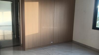 Bedroom Image of 1200 Sq.ft 3 BHK Apartment / Flat for rent in Yash Complex, Gotri Vadodara for Rs. 40000