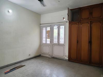 Living Room Image of 2200 Sq.ft 3 BHK Apartment / Flat for sale in DDA Flats Vasant Kunj, Vasant Kunj New Delhi for Rs. 39000000