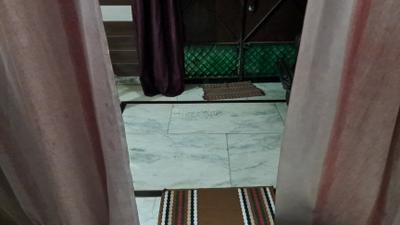 Bedroom Image of 1000 Sq.ft 2 BHK Builder Floor for rent in Lohamandi Agra for Rs. 5500