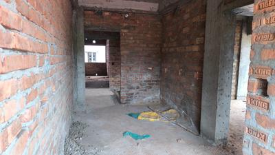 Living Room Image of 710 Sq.ft 2 BHK Apartment / Flat for sale in Paschim Putiary Kolkata for Rs. 3000000