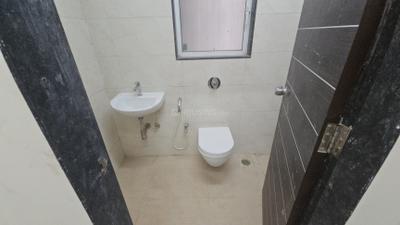 Daga Sofrance Wing B Bathroom 3