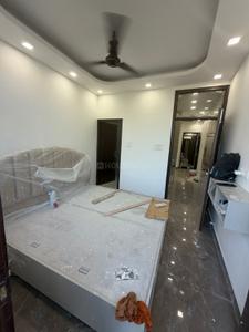 Bedroom Image of 500 Sq.ft 1 BHK Builder Floor for rent in Old Double Storey, Lajpat Nagar New Delhi for Rs. 30000