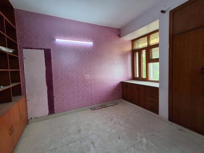 Bedroom Image of 1300 Sq.ft 3 BHK Apartment / Flat for sale in NPL Apartments, Vikaspuri New Delhi for Rs. 14800000
