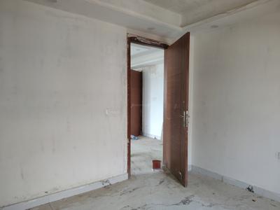 Bedroom Image of 1800 Sq.ft 4 BHK Builder Floor for sale in Said-Ul-Ajaib New Delhi for Rs. 21000000