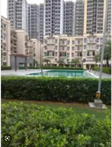Image of 1100 Sq.ft 3 BHK Apartment / Flat for sale in Sare Crescent Green Parc, Sector 92, Gurgaon for Rs. 14600000