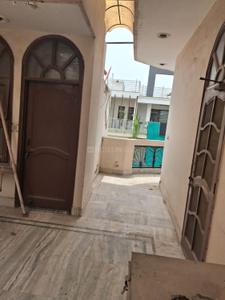Balcony Image of 850 Sq.ft 1 BHK Builder Floor for rent in Sector 11 Faridabad for Rs. 16000