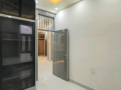 Bedroom Image of 950 Sq.ft 2 BHK Builder Floor for sale in Indirapuram Ghaziabad for Rs. 6800002