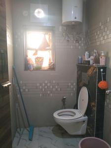 Common Bathroom Image of 400 Sq.ft 1 RK Apartment / Flat for rent in DLF Capital Greens Phase 1 And 2, Karampura New Delhi for Rs. 21500