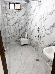 Image of 1100 Sq.ft 3 BHK Apartment / Flat for rent in The Modern Floors, Dwarka Mor, New Delhi for Rs. 30000