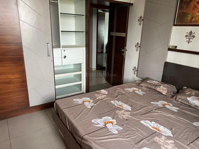Bedroom Image of 3500 Sq.ft 4 BHK Apartment / Flat for rent in Uma Mahalaxmi 4, Kudasan Gandhinagar for Rs. 55000