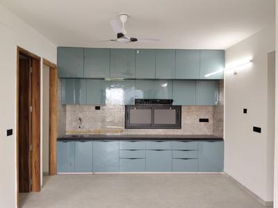 Kitchen Image of 1750 Sq.ft 3 BHK Apartment / Flat for rent in Vishwanath Maher Select, Shela Ahmedabad for Rs. 25000
