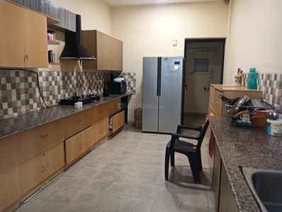 Kitchen Image of 7500 Sq.ft 7 BHK Independent House for rent in Tulip Ivory Villas, Sector 70 Gurgaon for Rs. 250000