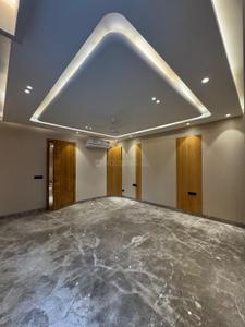 Bedroom Image of 3600 Sq.ft 4 BHK Independent House for rent in Greater Kailash II New Delhi for Rs. 400000