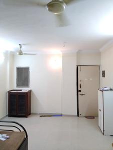 Hall Image of 1000 Sq.ft 2 BHK Apartment / Flat for rent in Gayatri Darshan, Kandivali East Mumbai for Rs. 55000