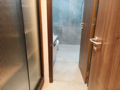 Bathroom Image of 2400 Sq.ft 3 BHK Apartment / Flat for rent in Adyar Chennai for Rs. 175000