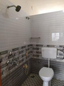 Bathroom Image of 875 Sq.ft 2 BHK Independent House for rent in Ondipudur Coimbatore for Rs. 16000