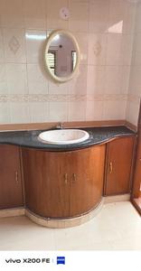 Bathroom Image of 900 Sq.ft 1 BHK Apartment / Flat for rent in Marathahalli Bengaluru for Rs. 18000