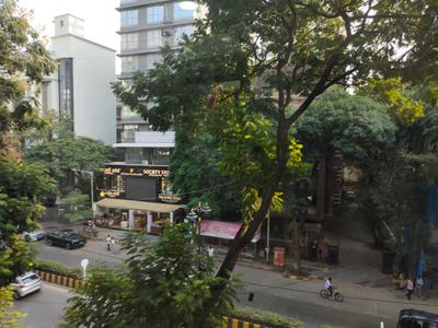 Bedroom Three Image of 2000 Sq.ft 3 BHK Apartment / Flat for rent in Gateway, Santacruz West Mumbai for Rs. 215000