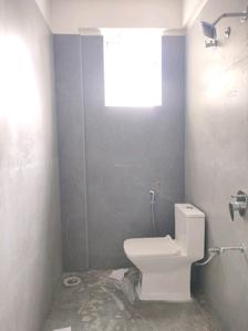 Common Bathroom Image of 1020 Sq.ft 2 BHK Apartment / Flat for sale in Kadagrahara Bengaluru for Rs. 4600000