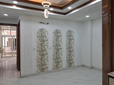 Living Room Image of 1550 Sq.ft 3 BHK Apartment / Flat for sale in Sector 72 Noida for Rs. 5700000