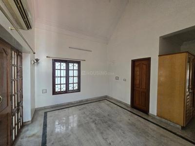 Bedroom Image of 4000 Sq.ft 4 BHK Independent House for sale in Sanjaynagar Bengaluru for Rs. 150000000
