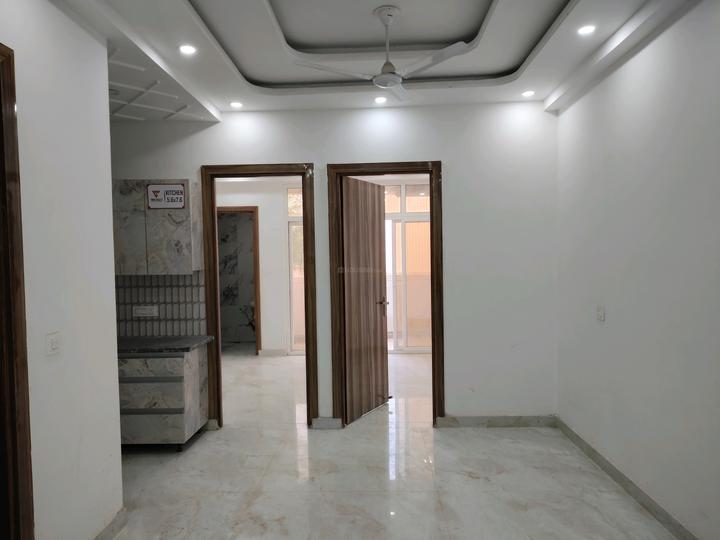 Ambesten Twin Chalet Main Image 1
