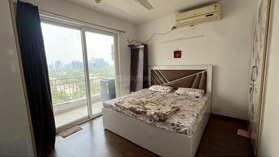Bedroom Image of 914 Sq.ft 2 BHK Apartment / Flat for rent in The 3C Lotus Zing, Sector 168 Noida for Rs. 32000