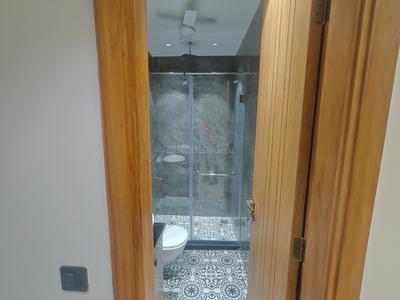 Image of 1000 Sq.ft 2 BHK Builder Floor for sale in Lajpat Nagar, New Delhi for Rs. 25100000