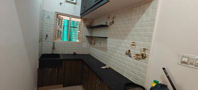 Kitchen Image of 1000 Sq.ft 2 BHK Builder Floor for rent in Cox Town Bengaluru for Rs. 20000