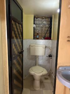 Bathroom Image of 450 Sq.ft 1 BHK Apartment / Flat for sale in Bhiva Peri ChhayaHousing, Pakhadi Thane for Rs. 3300000