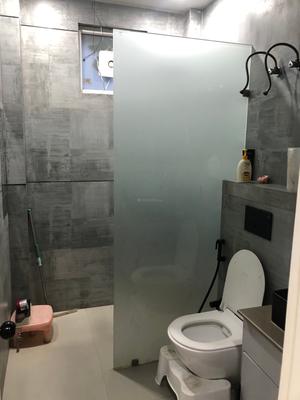 Bathroom Image of 1300 Sq.ft 3 BHK Builder Floor for rent in Jaipuria Sunrise Enclave, Kaushambi Ghaziabad for Rs. 40000