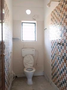 Common Bathroom Image of 650 Sq.ft 2 BHK Apartment / Flat for sale in Baghajatin Kolkata for Rs. 2600000