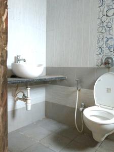 Bedroom One Image of 920 Sq.ft 2 BHK Apartment / Flat for rent in Kavya Residency, Kasarvadavali Thane for Rs. 25000
