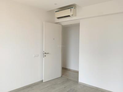 Bedroom Image of 1800 Sq.ft 4 BHK Apartment / Flat for rent in Lake Enclave, Hiranandani Estate Thane for Rs. 145000