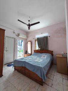 Bedroom Image of 900 Sq.ft 2 BHK Apartment / Flat for sale in Maninagar Ahmedabad for Rs. 4800000