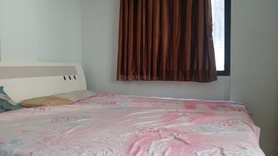Bedroom Image of 700 Sq.ft 1 BHK Apartment / Flat for rent in Pankaj Nagar Surat for Rs. 17000